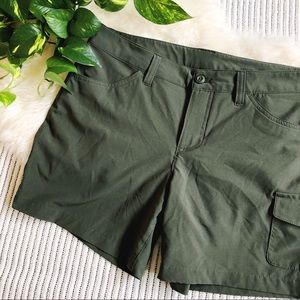 Eddie Bauer Olive Green Stretch Cargo Shorts